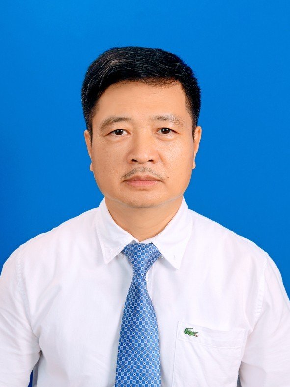 Ông Lê Văn Dụng